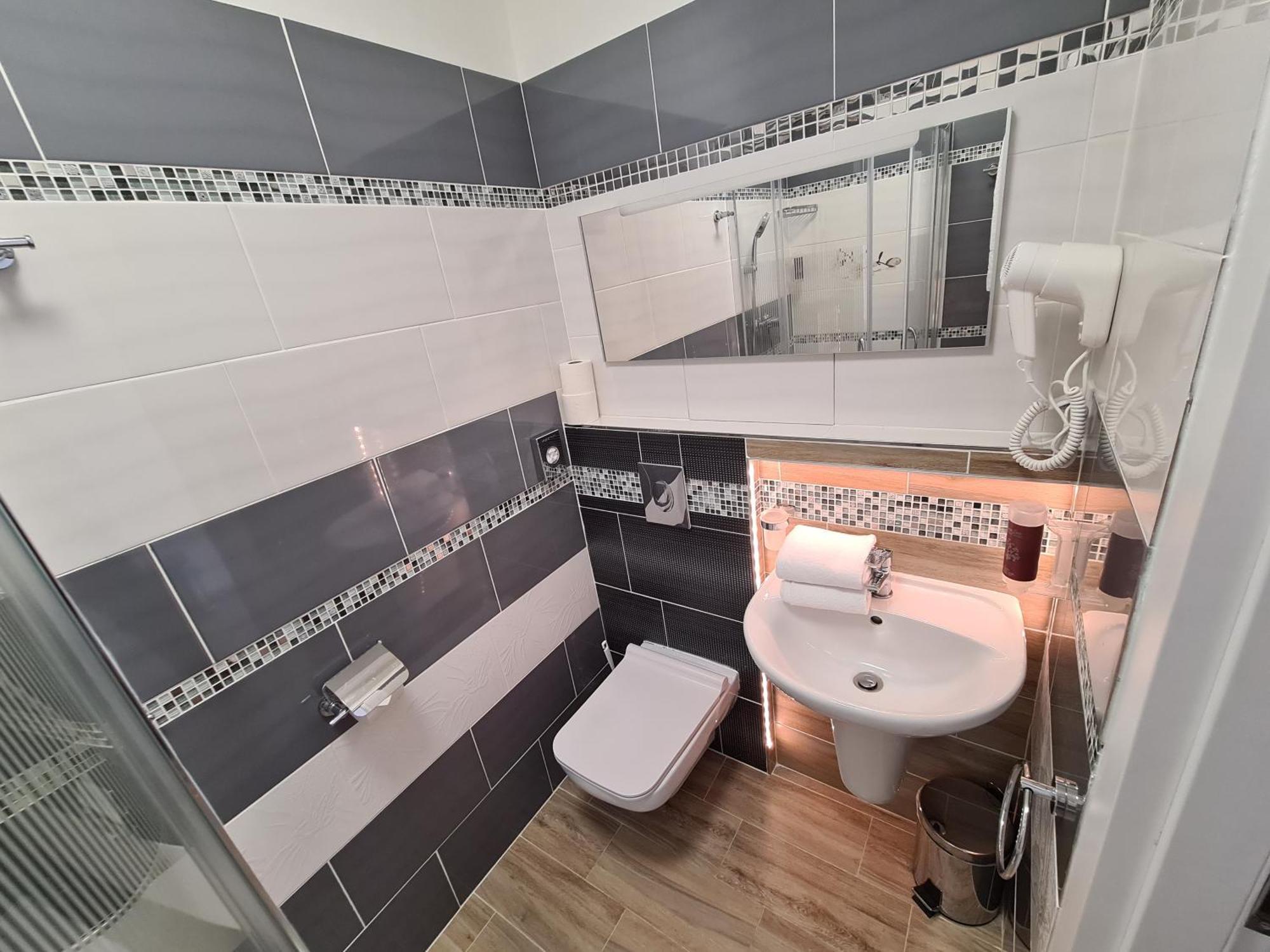 Exclusive HOTEL Lipno Wellness&SPA Frymburk Extérieur photo